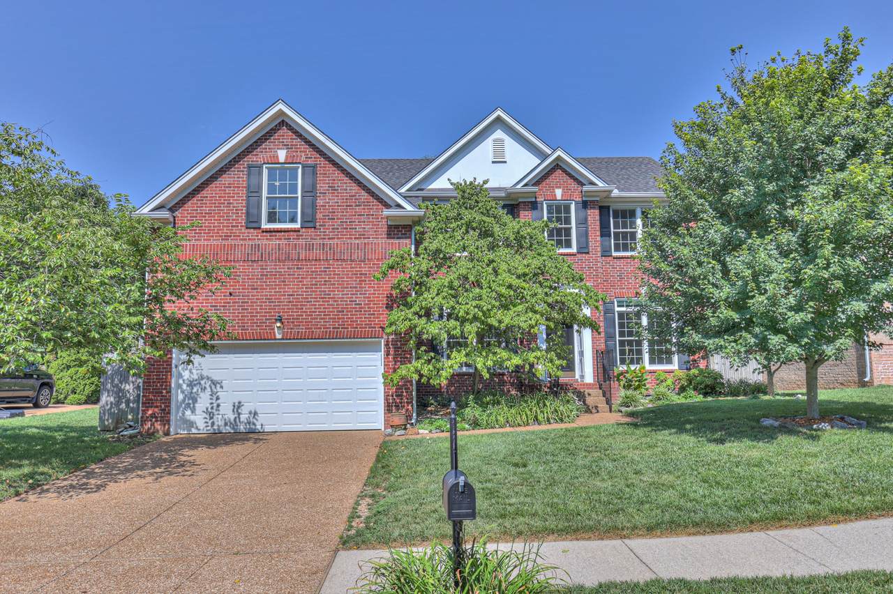 1223 Limerick Ln - Photo 1