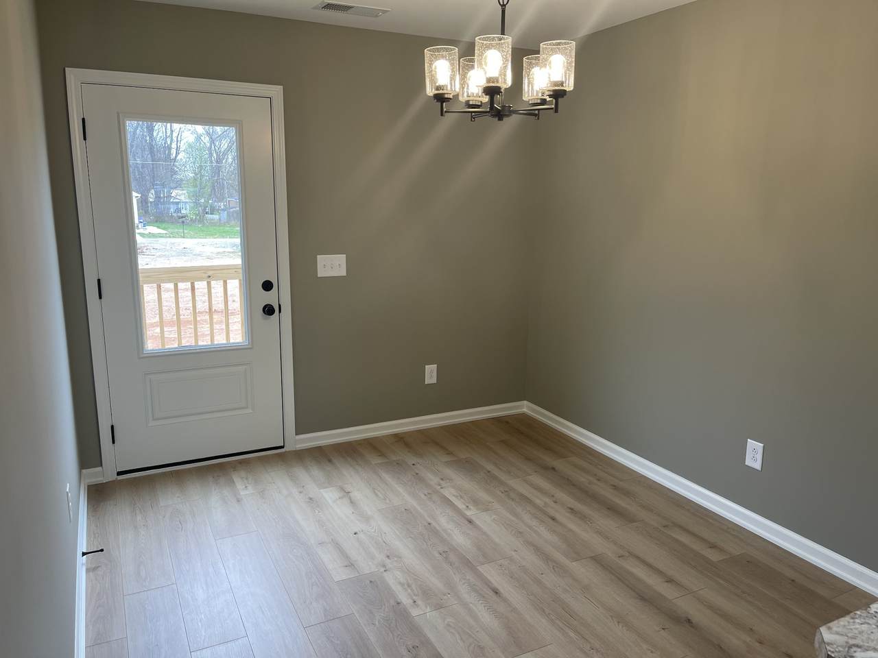 https://bt-photos.global.ssl.fastly.net/nashville/1280_boomver_1_RTC2946511-1.jpg