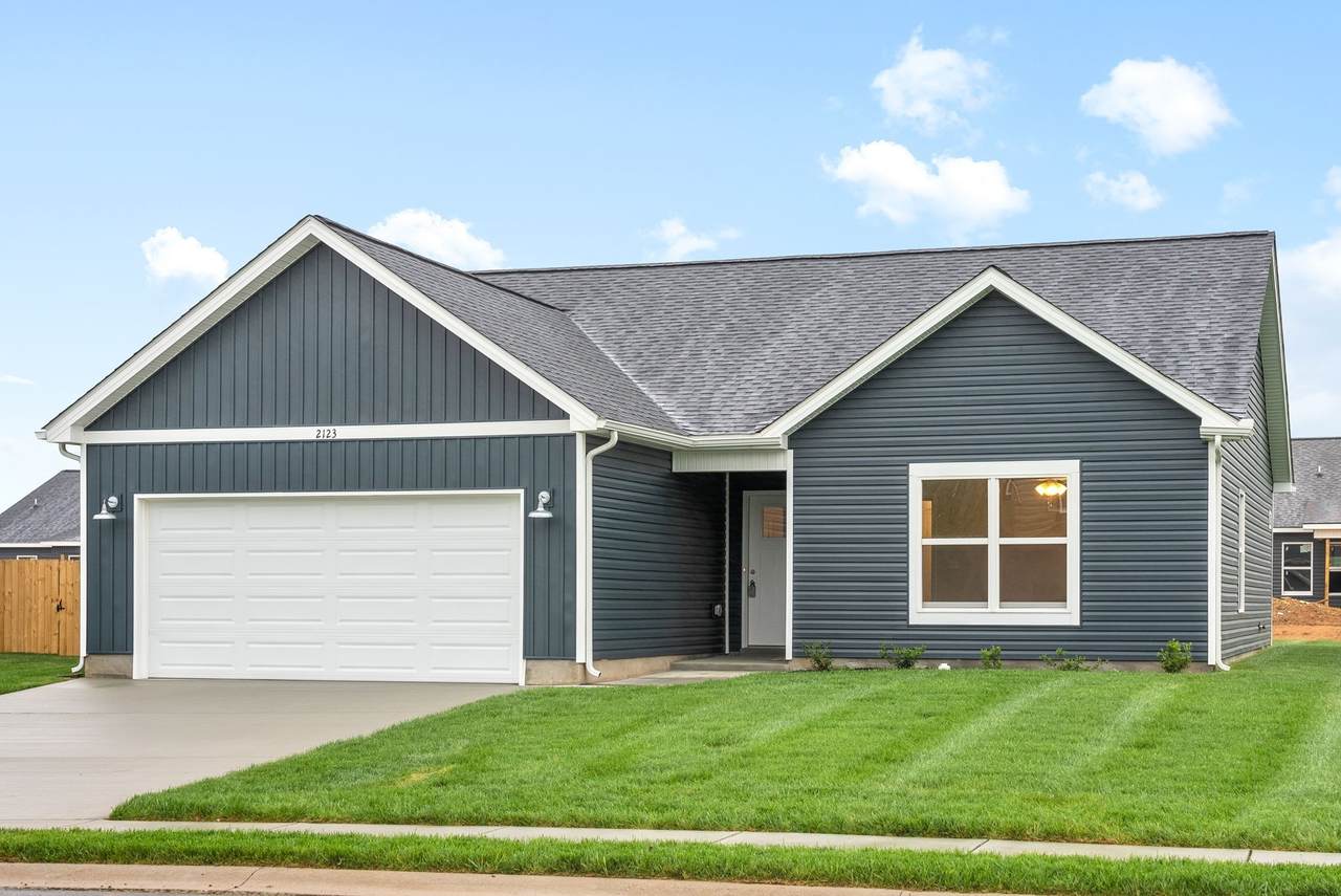 555 Ayden Ln - Photo 1