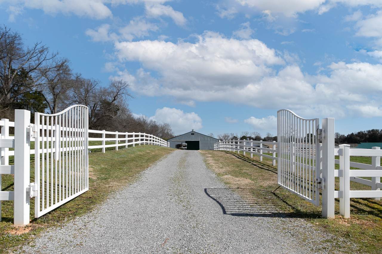 667 Frontier Rd - Photo 1