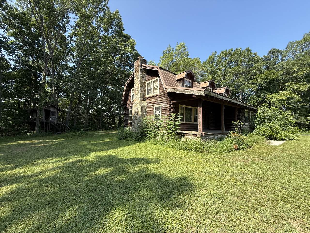 313 Loveless Ln - Photo 1