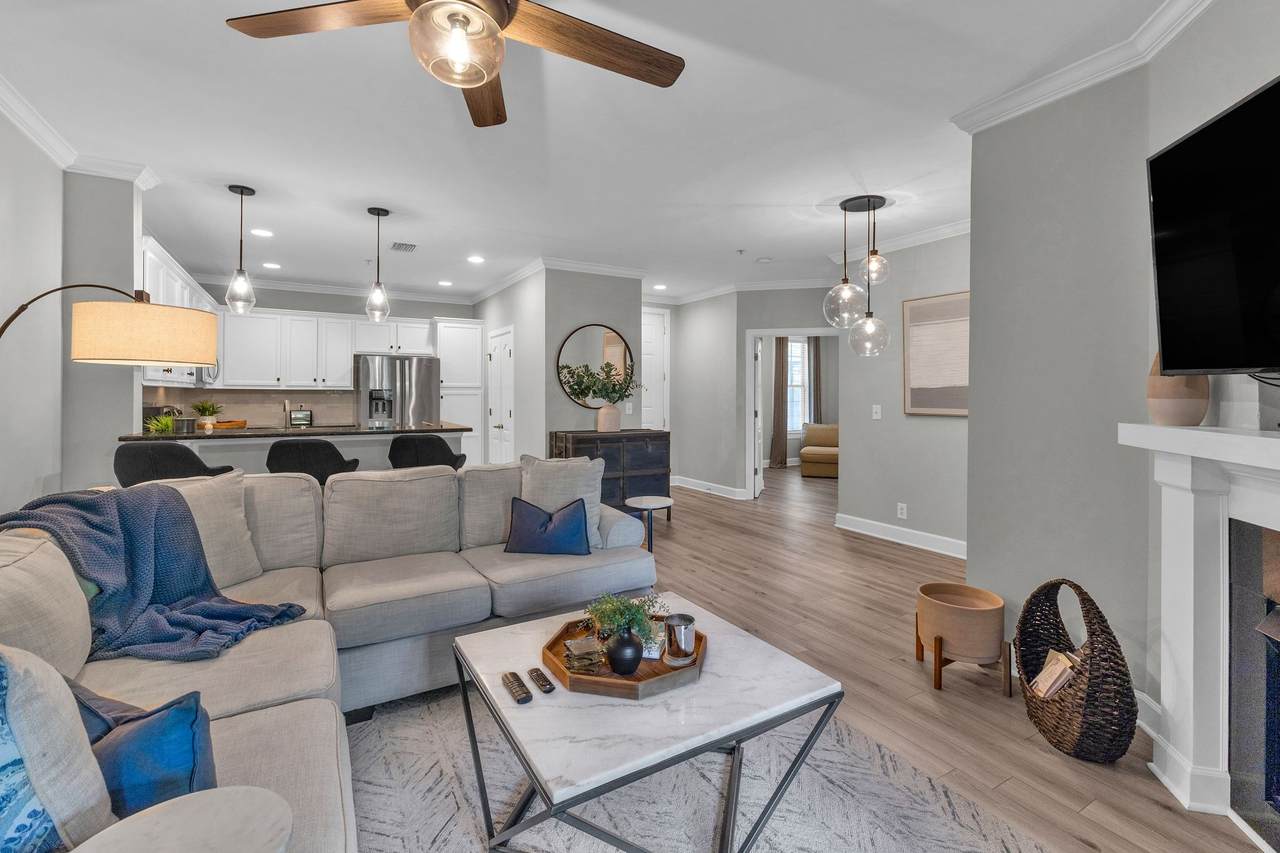307 Seven Springs Way - Photo 1