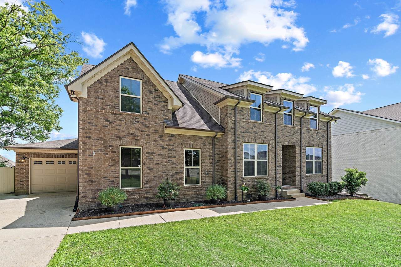 https://bt-photos.global.ssl.fastly.net/nashville/1280_boomver_1_RTC2946622-1.jpg