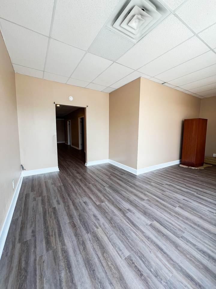 1191 Fort Campbell Blvd - Photo 1
