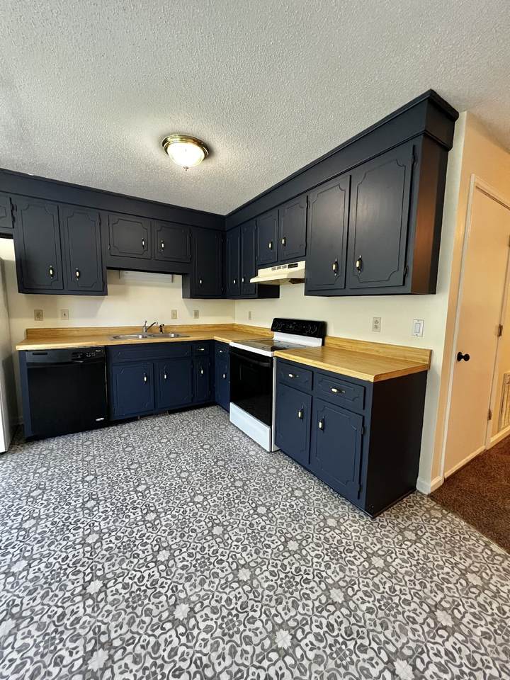 200 Mill Creek Road - Photo 1