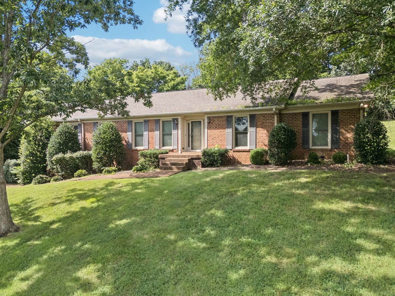 161 Saint Andrews Dr - Photo 1
