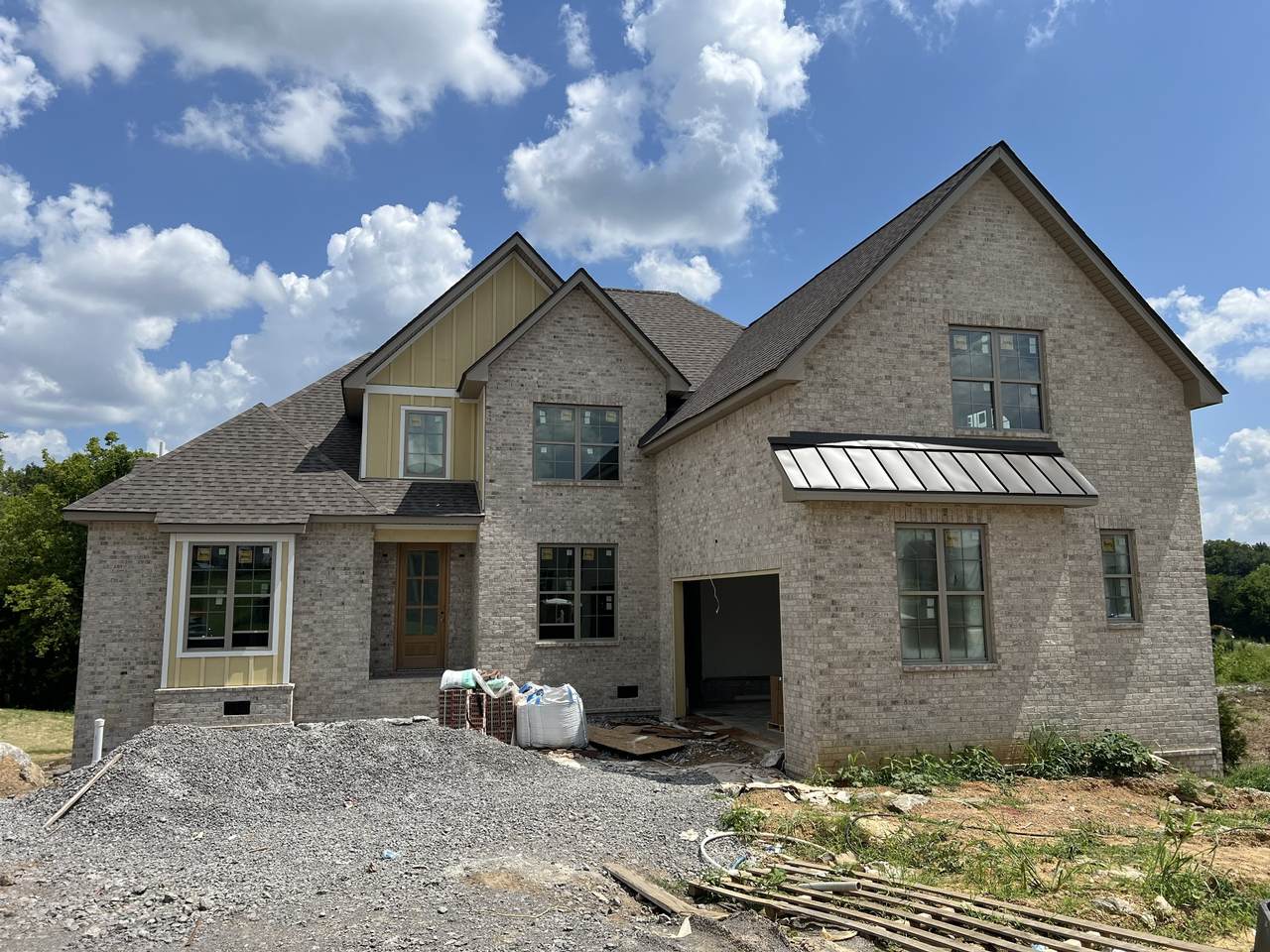 304 Oaks Xing - Photo 1