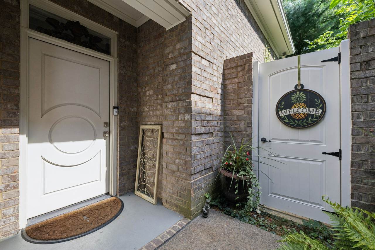 https://bt-photos.global.ssl.fastly.net/nashville/1280_boomver_1_RTC2946792-1.jpg