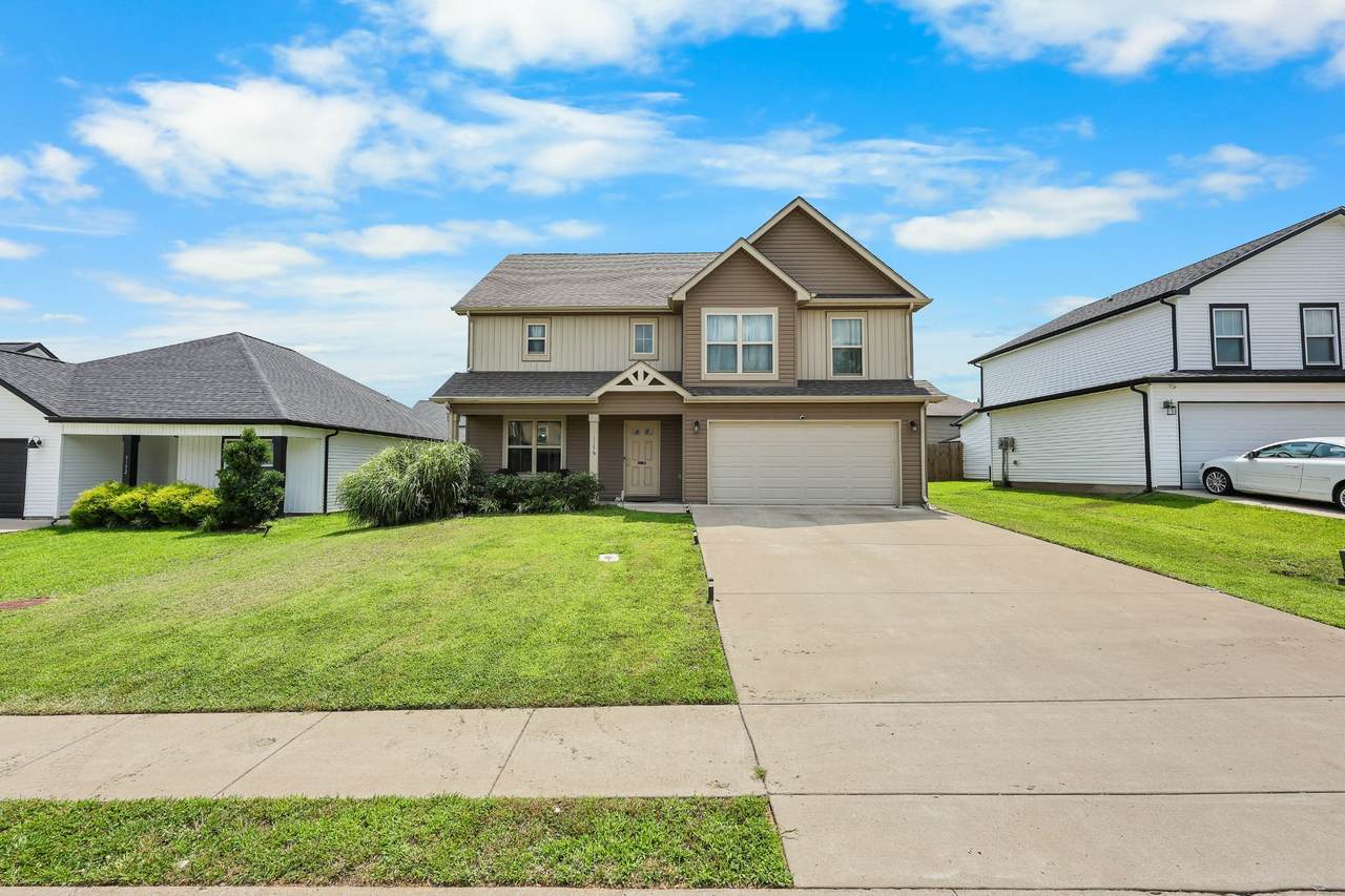 1136 Charles Thomas Dr - Photo 1