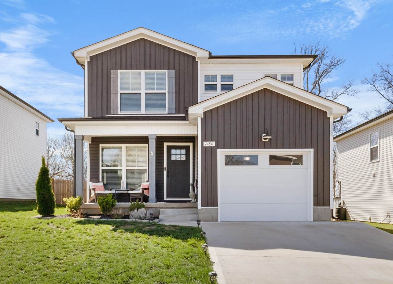 1186 Cottonwood Drive - Photo 1