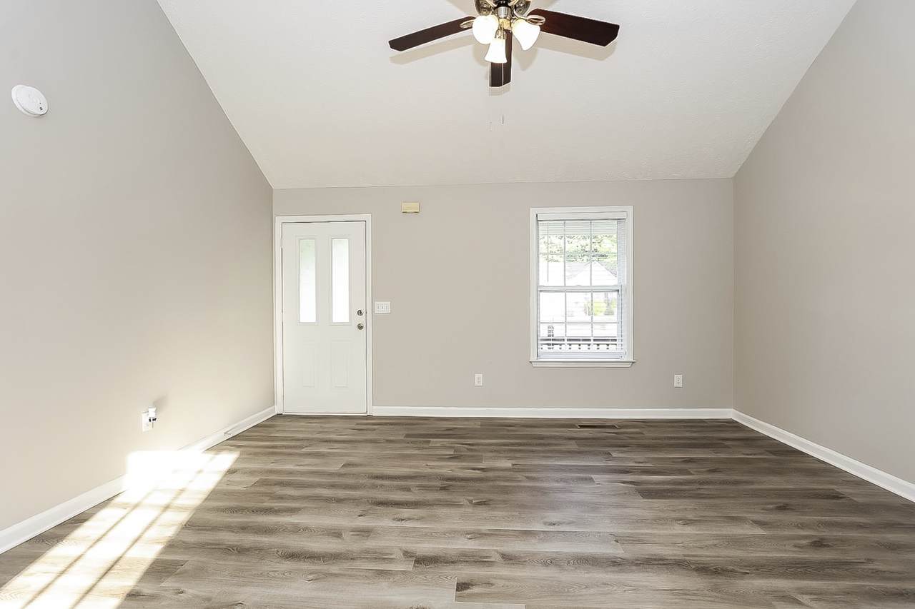 https://bt-photos.global.ssl.fastly.net/nashville/1280_boomver_1_RTC2946882-1.jpg