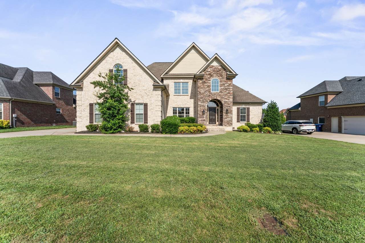 1231 Pleasant Colony Ct - Photo 1
