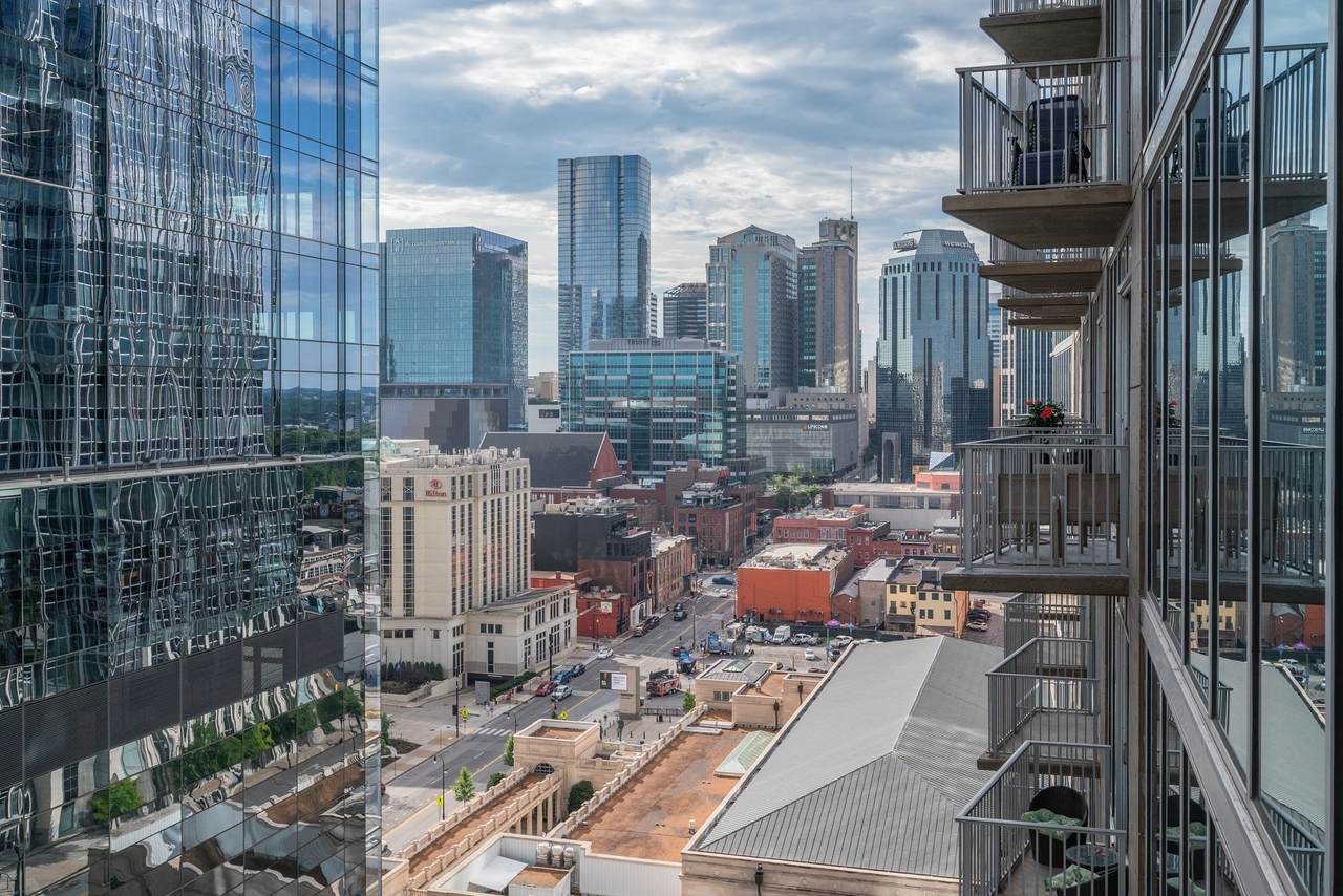 https://bt-photos.global.ssl.fastly.net/nashville/1280_boomver_1_RTC2950819-1.jpg