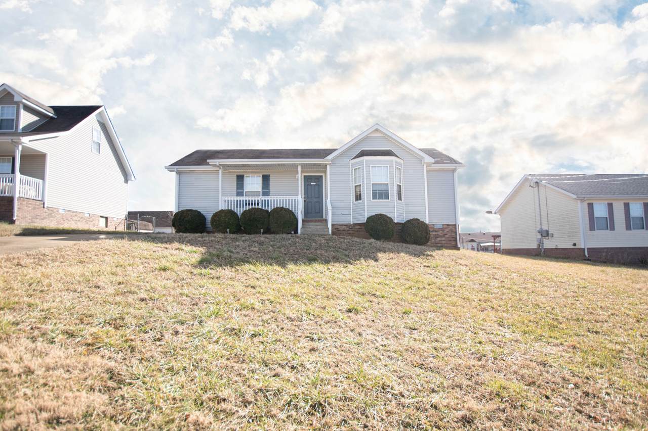 305 Congressman Drive - Photo 1