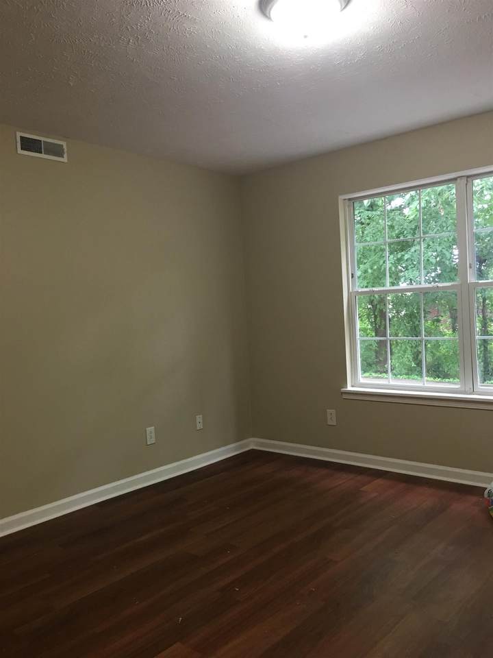 https://bt-photos.global.ssl.fastly.net/nashville/1280_boomver_1_RTC2950855-1.jpg