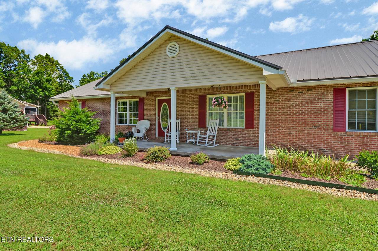 203 Locksley Circle - Photo 1