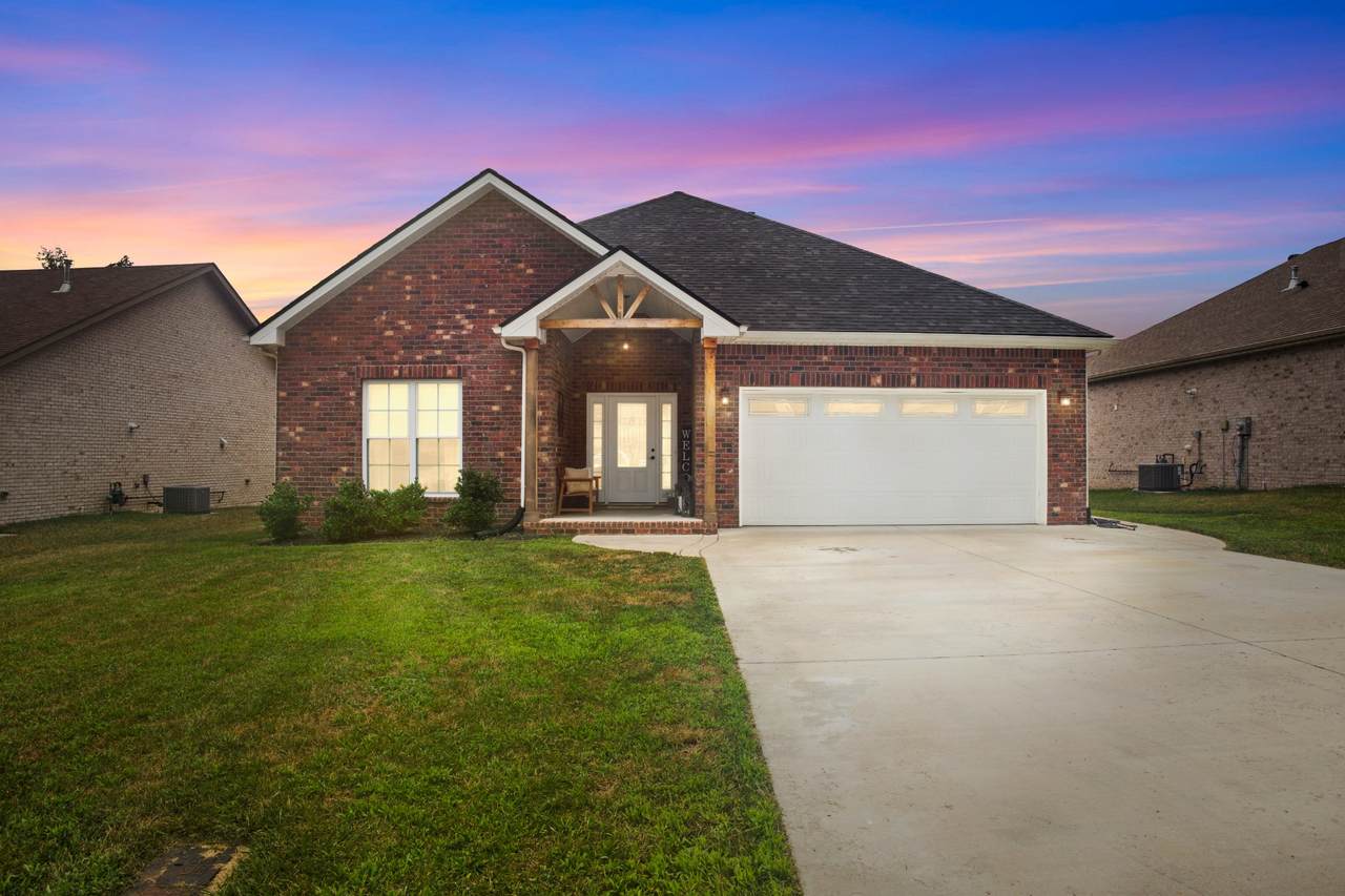 1555 Hereford Blvd - Photo 1