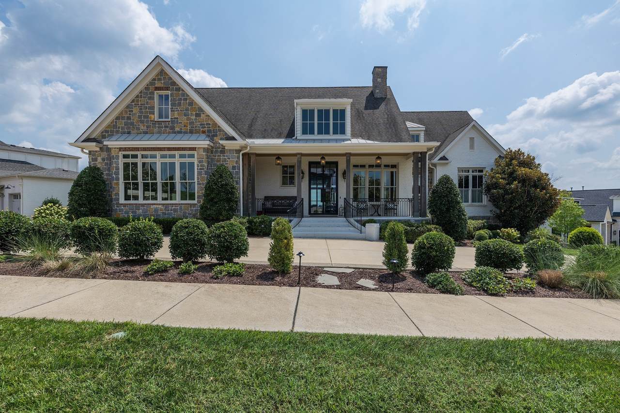 7368 Harlow Dr - Photo 1