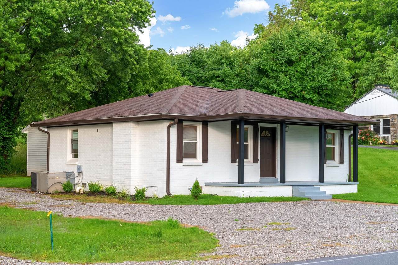 1802 Old Highway 31 - Photo 1