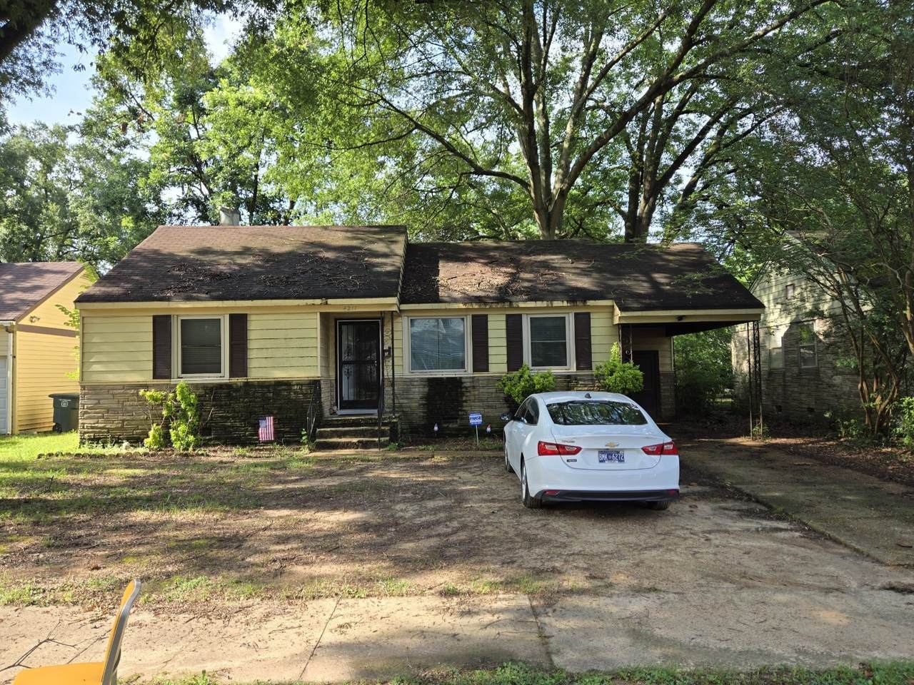 4211 Vann Ave - Photo 1