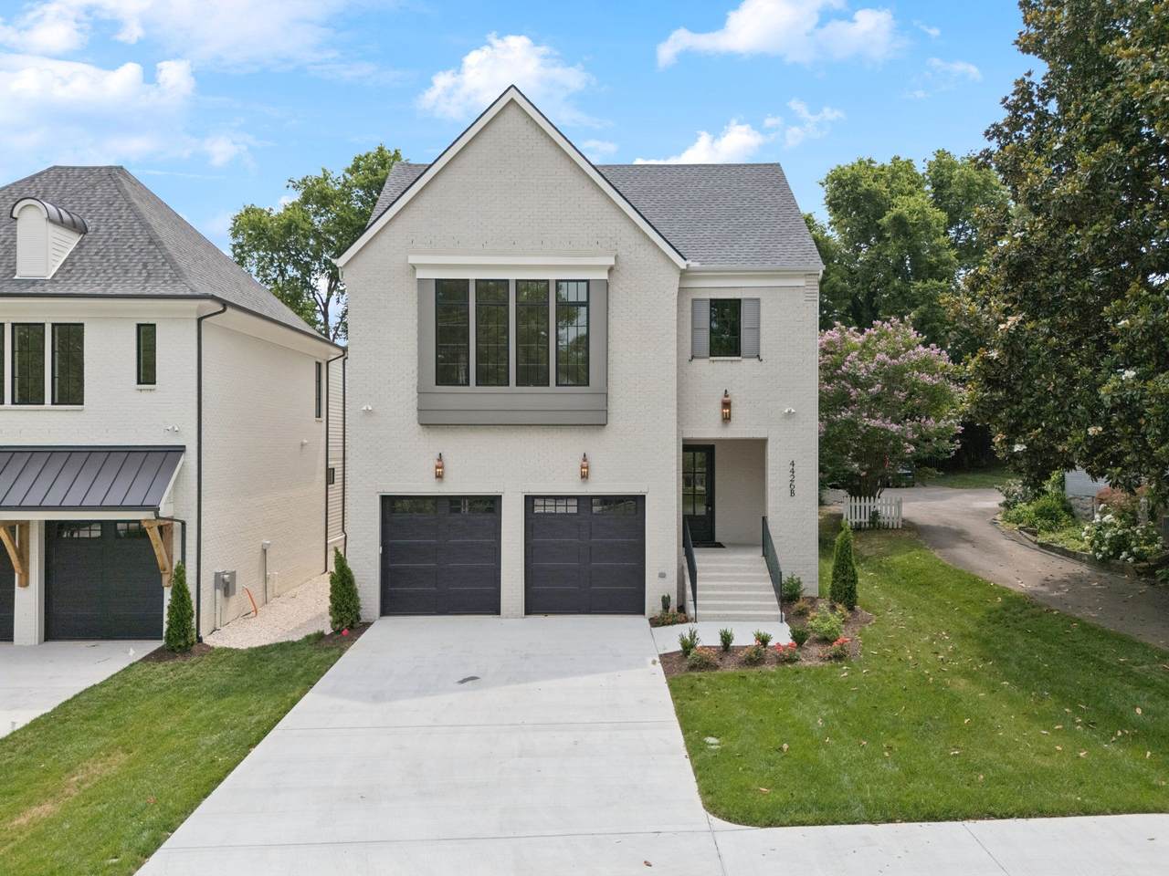 4426 Lealand Ln - Photo 1