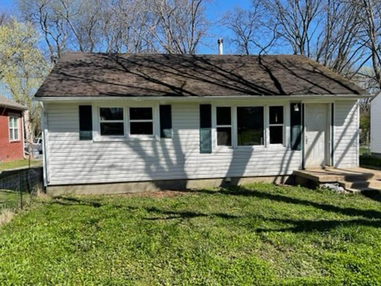 713 Ann Ave - Photo 1