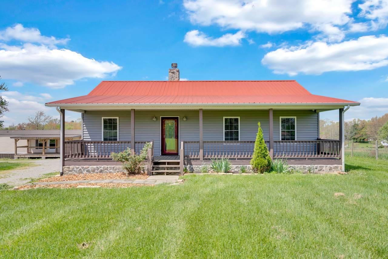 6006 S York Hwy - Photo 1
