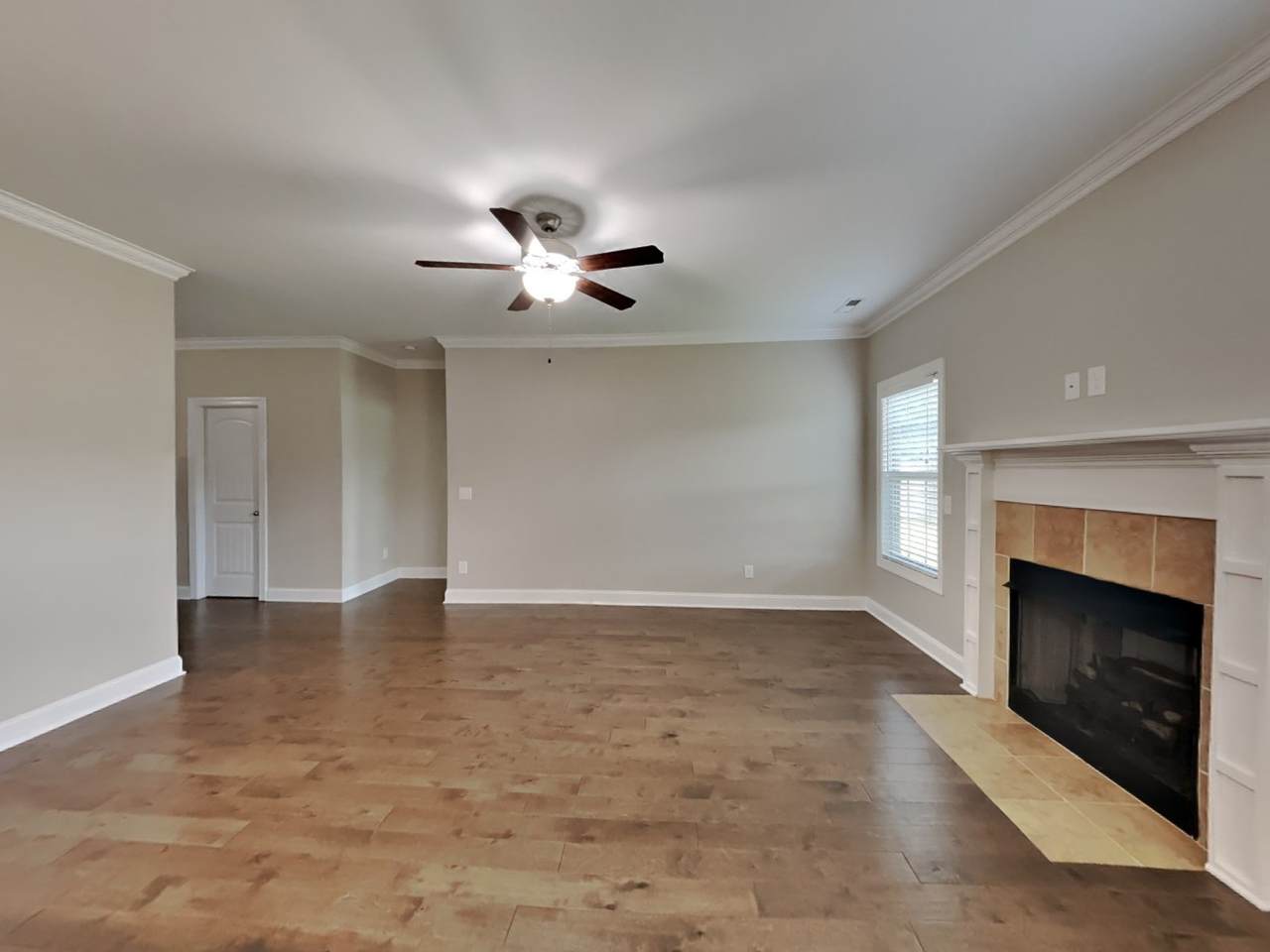https://bt-photos.global.ssl.fastly.net/nashville/1280_boomver_1_RTC2958692-1.jpg