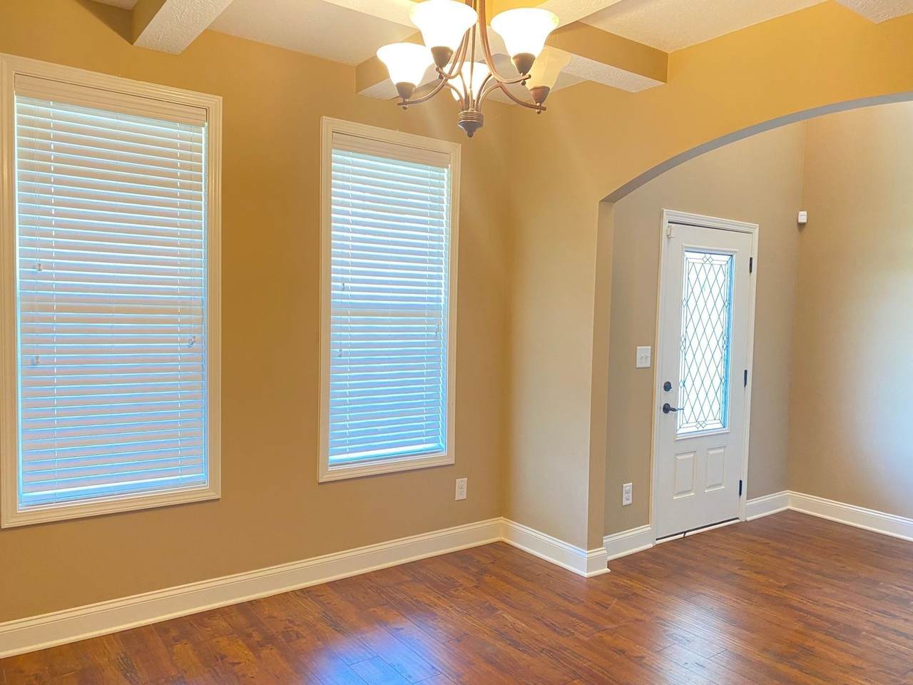 https://bt-photos.global.ssl.fastly.net/nashville/1280_boomver_1_RTC2958852-1.jpg