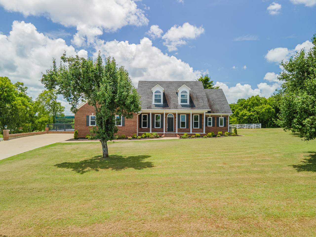 https://bt-photos.global.ssl.fastly.net/nashville/1280_boomver_1_RTC2963084-1.jpg