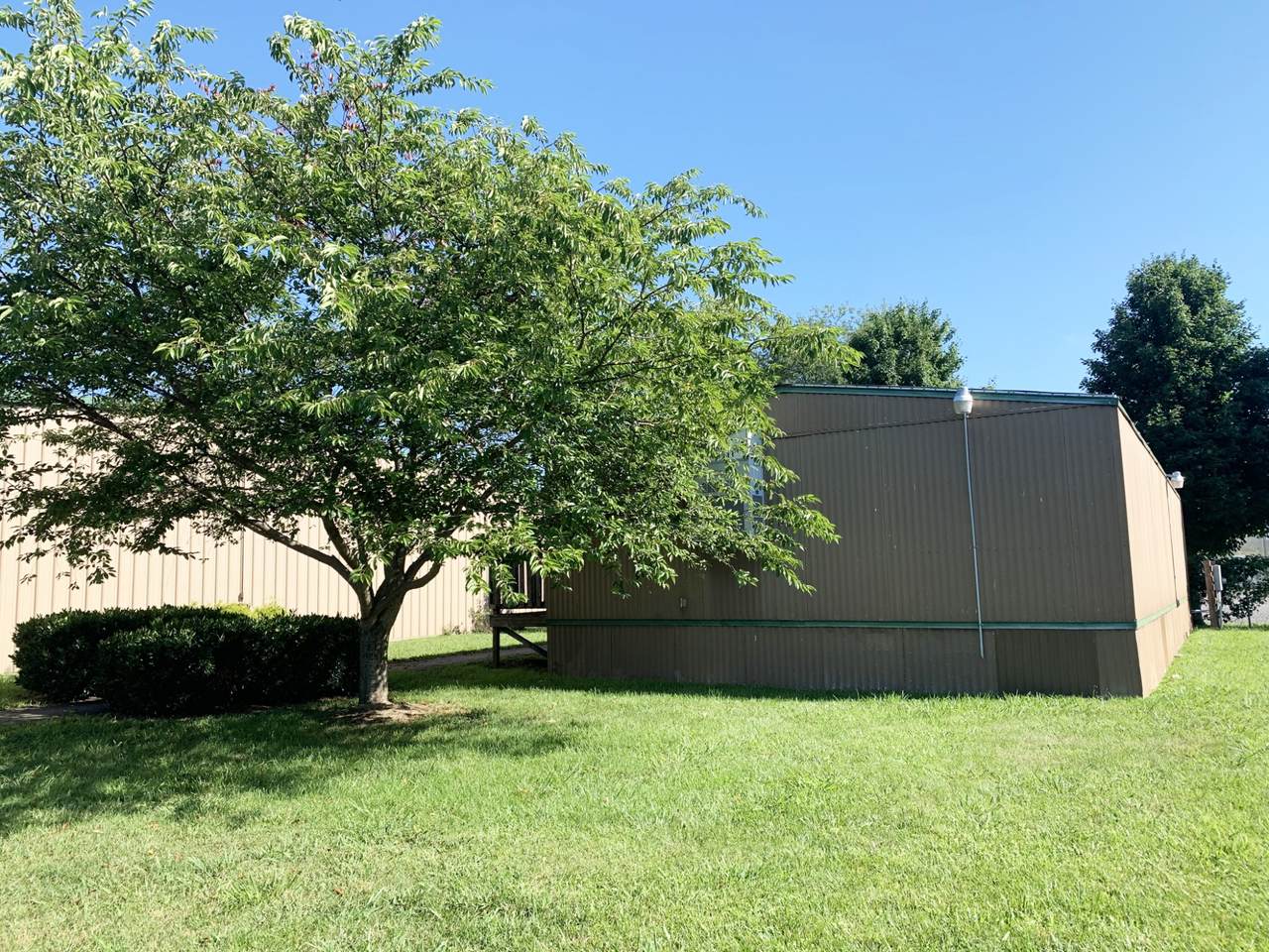 https://bt-photos.global.ssl.fastly.net/nashville/1280_boomver_1_RTC2963221-1.jpg