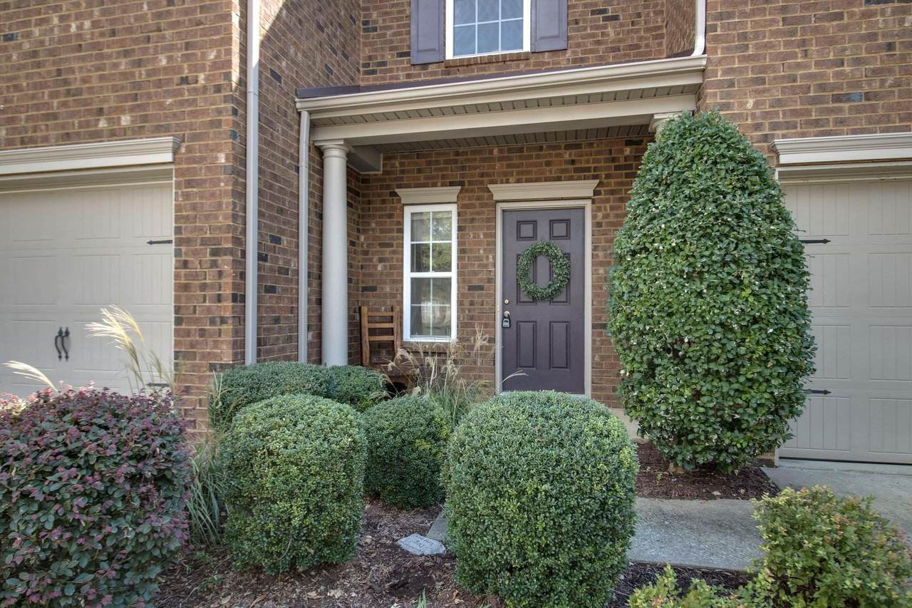 1065 Ashmore Dr - Photo 1