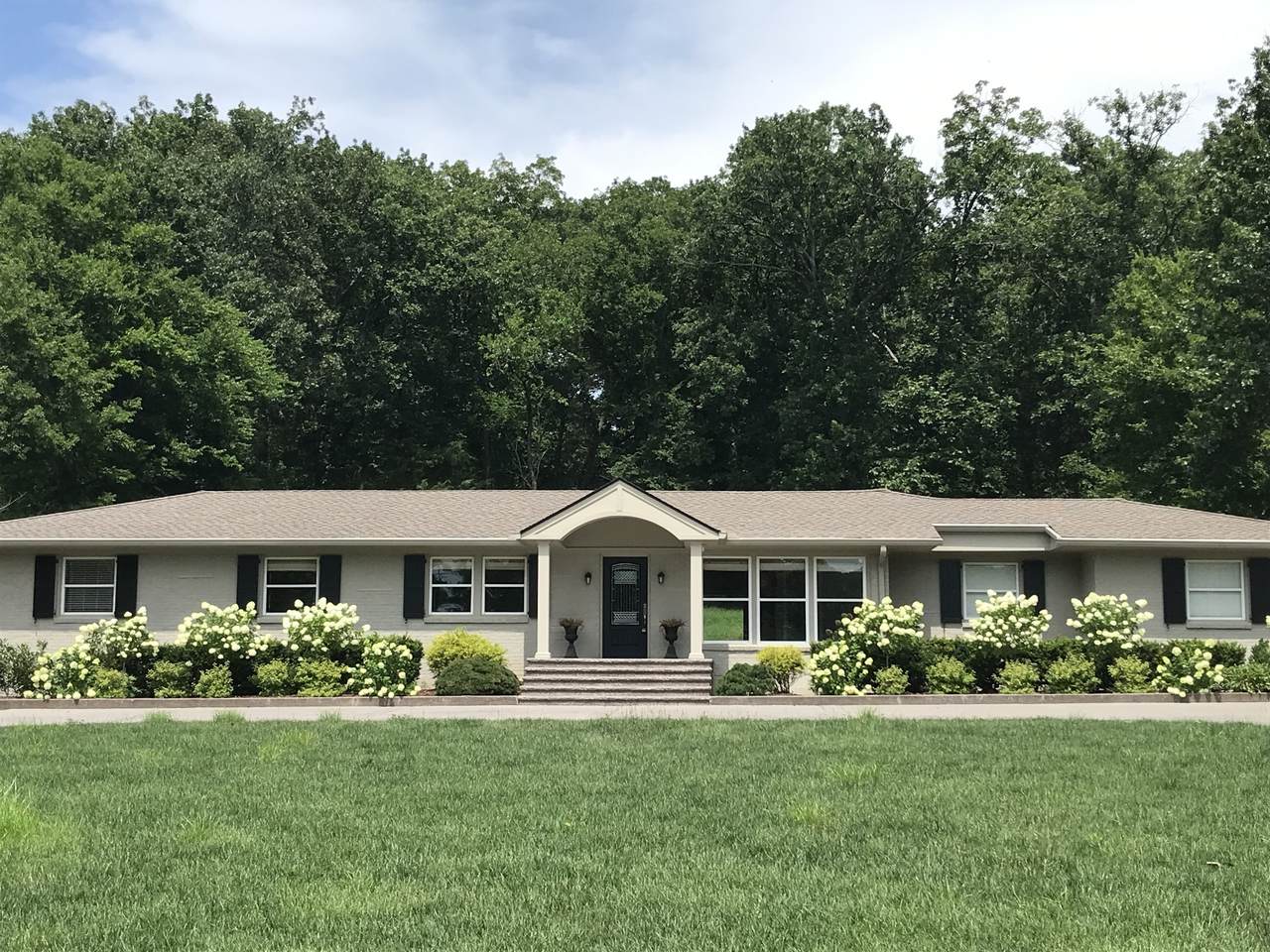 862 Bresslyn Rd - Photo 1