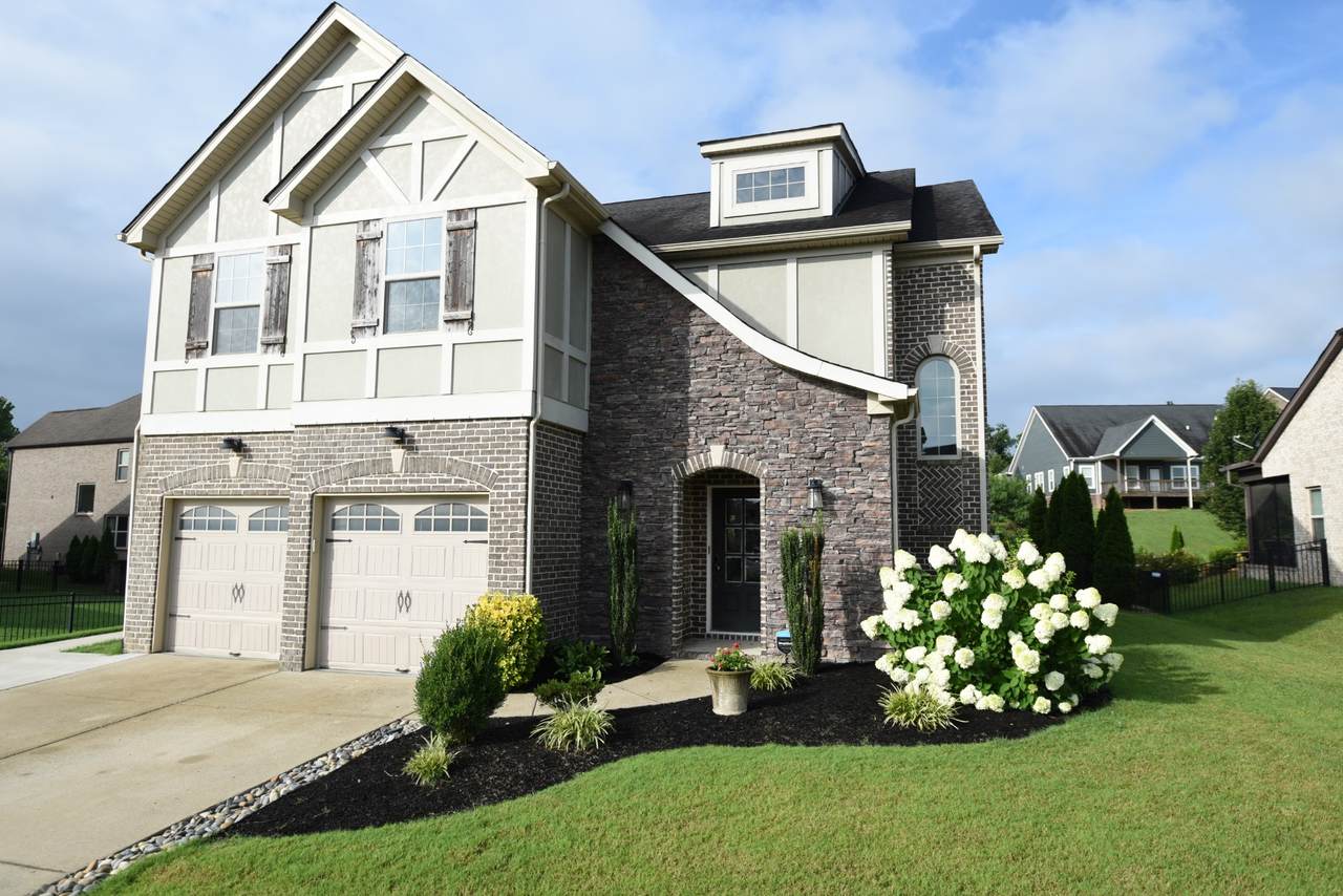 2307 Stockwood Trl - Photo 1
