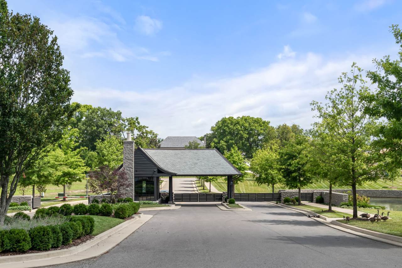 https://bt-photos.global.ssl.fastly.net/nashville/1280_boomver_1_RTC2963565-1.jpg