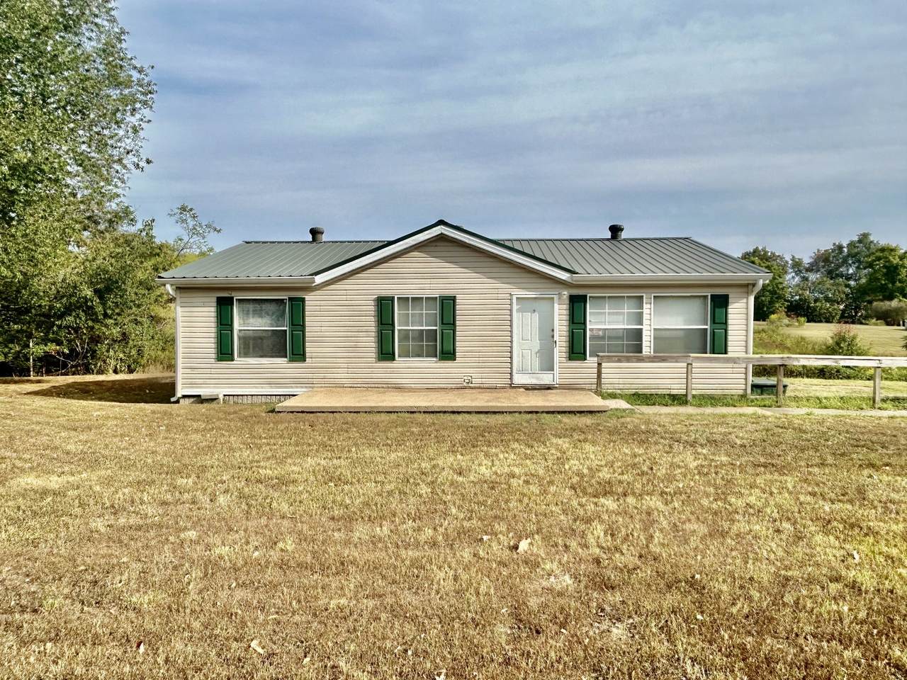 https://bt-photos.global.ssl.fastly.net/nashville/1280_boomver_1_RTC2963828-1.jpg