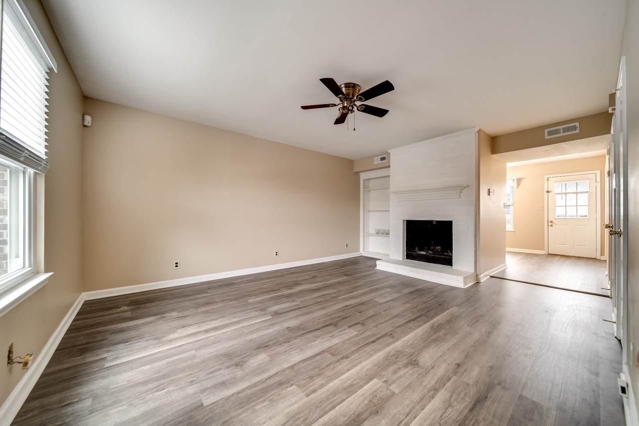 219 Edgewood Dr - Photo 1