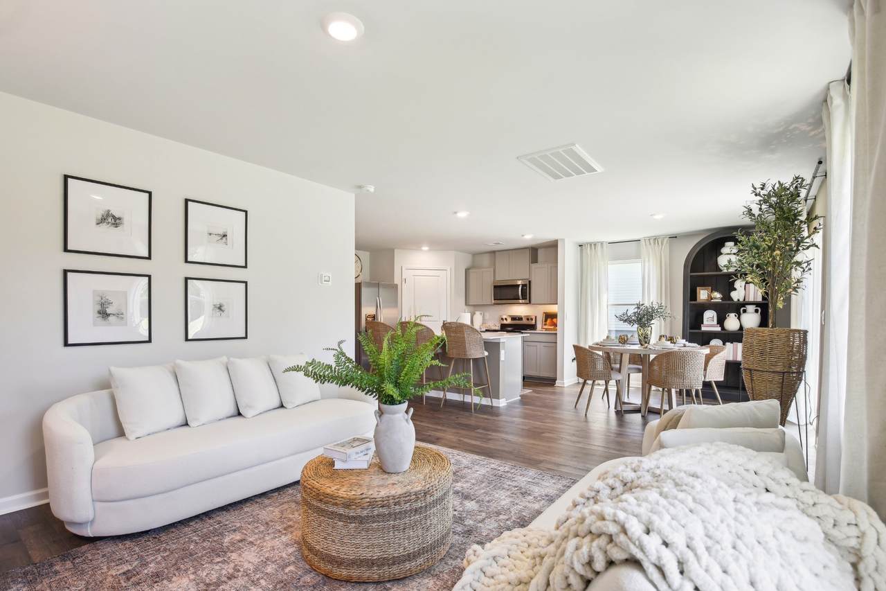 1412 Saddle Trace Drive - Photo 1