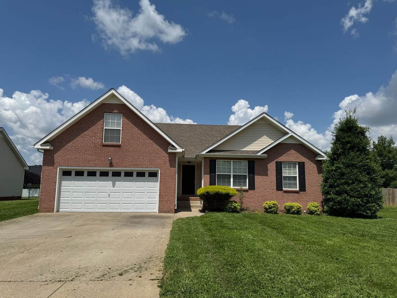 3905 Gaine Dr - Photo 1