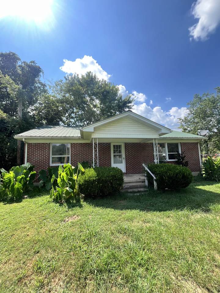109 Mcbroom St - Photo 1