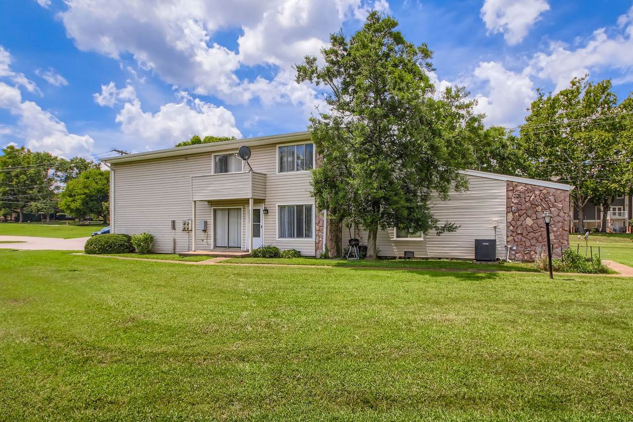 810 Bellevue Rd - Photo 1