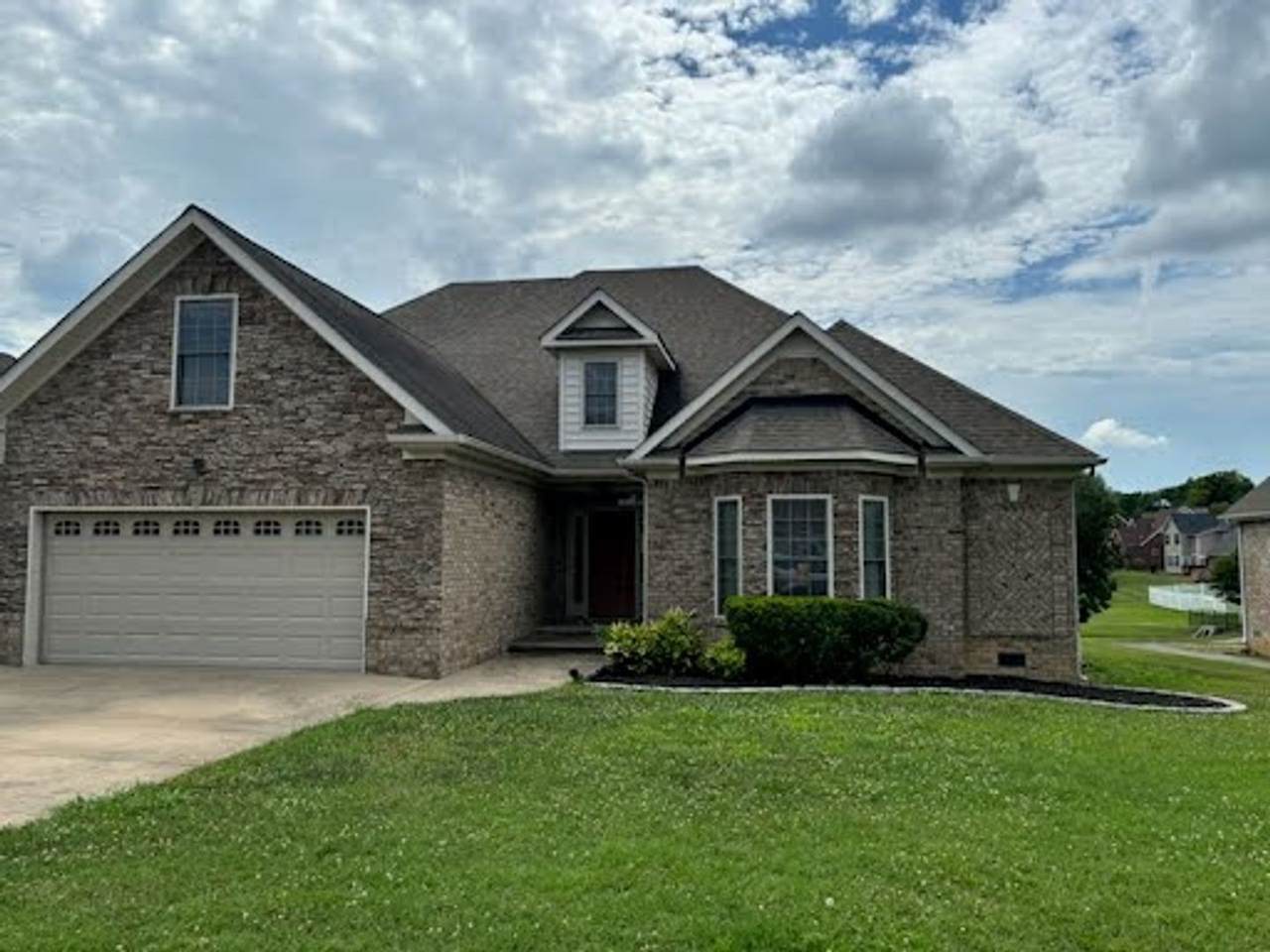 277 Cullom Way - Photo 1