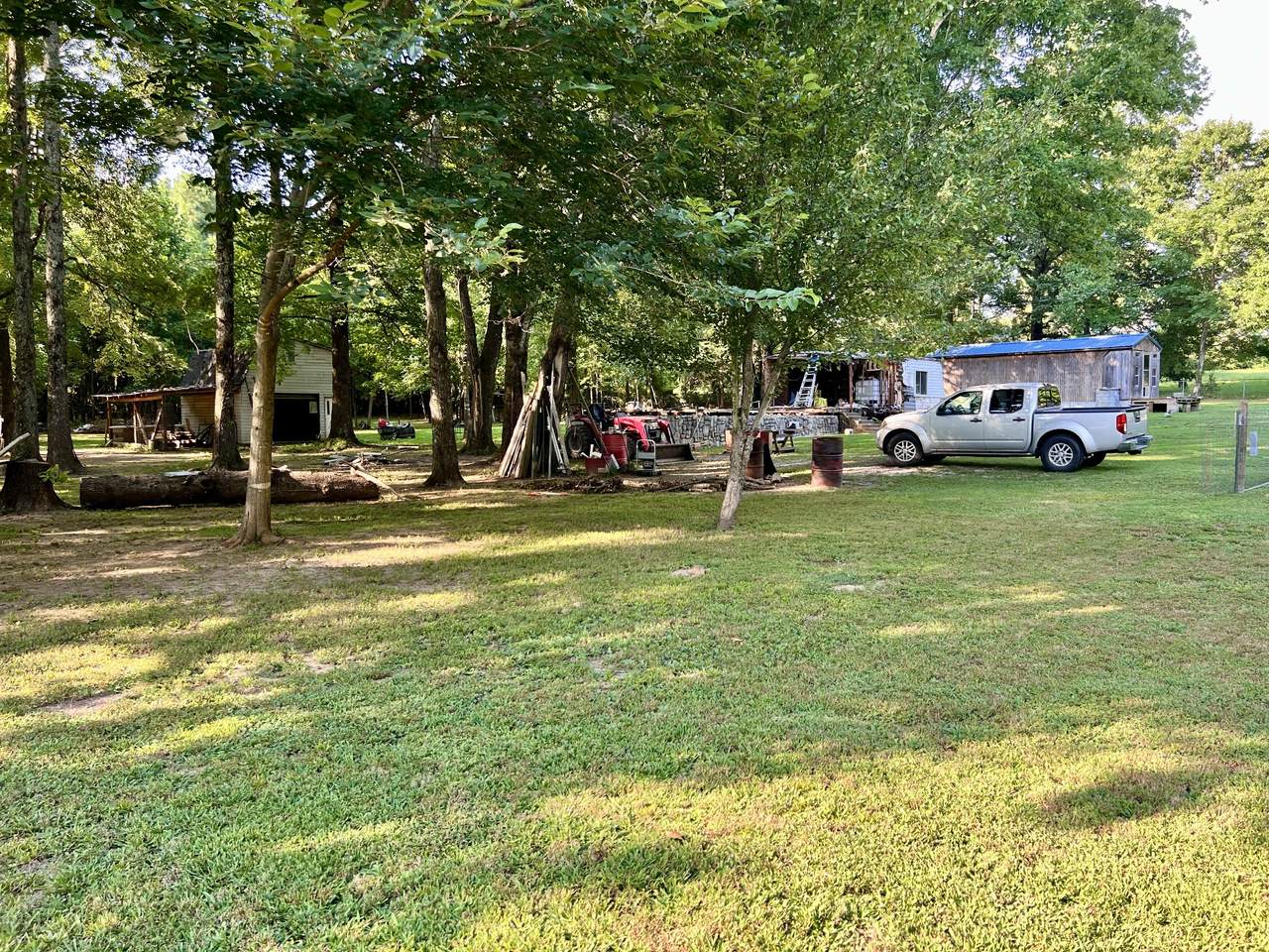 1020 Fall River Rd - Photo 1