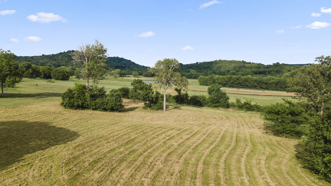 https://bt-photos.global.ssl.fastly.net/nashville/1280_boomver_1_RTC2970360-1.jpg