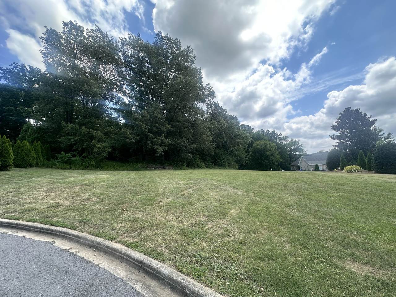 https://bt-photos.global.ssl.fastly.net/nashville/1280_boomver_1_RTC2970656-1.jpg