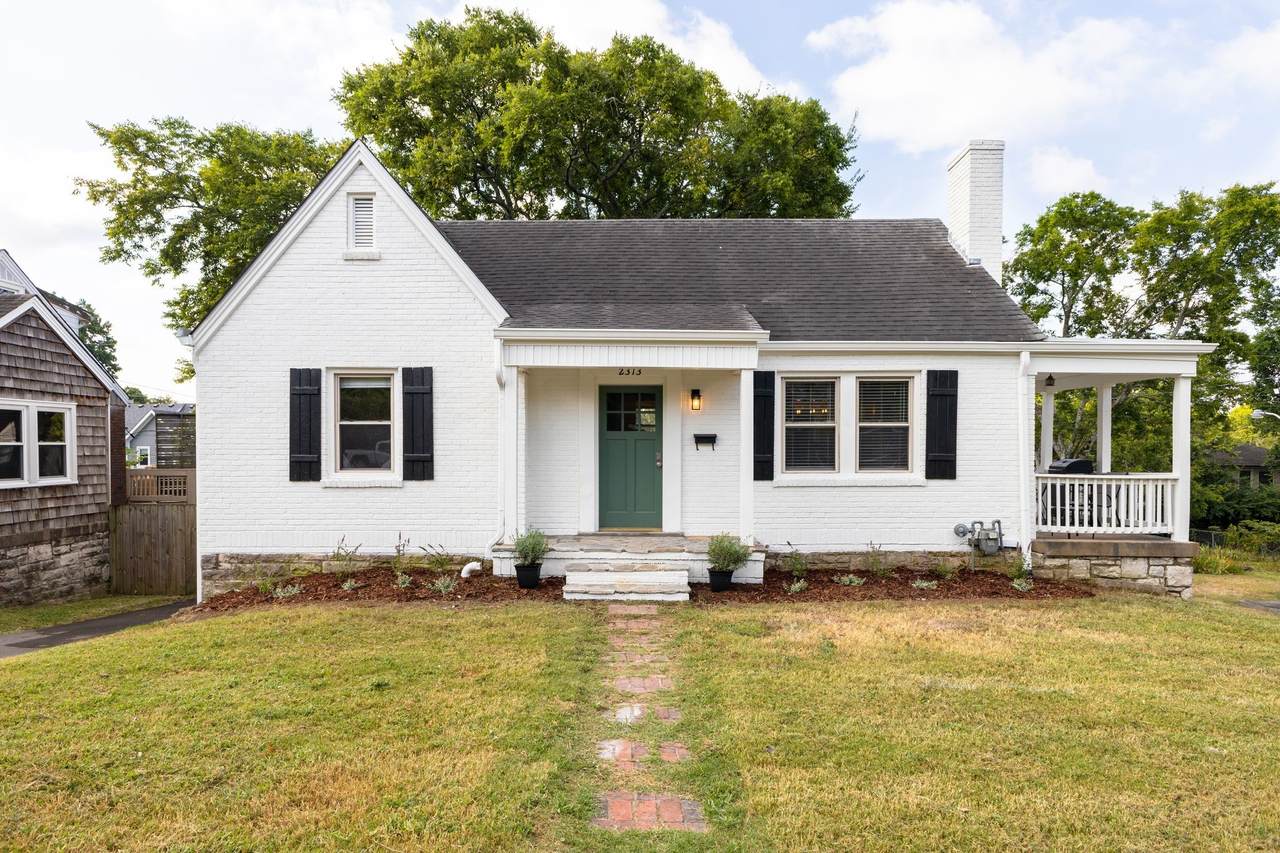 2313 Sunset Pl - Photo 1