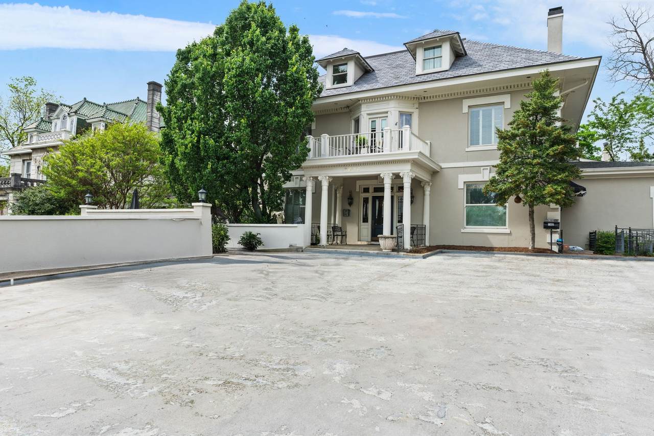 3626 W End Ave - Photo 1