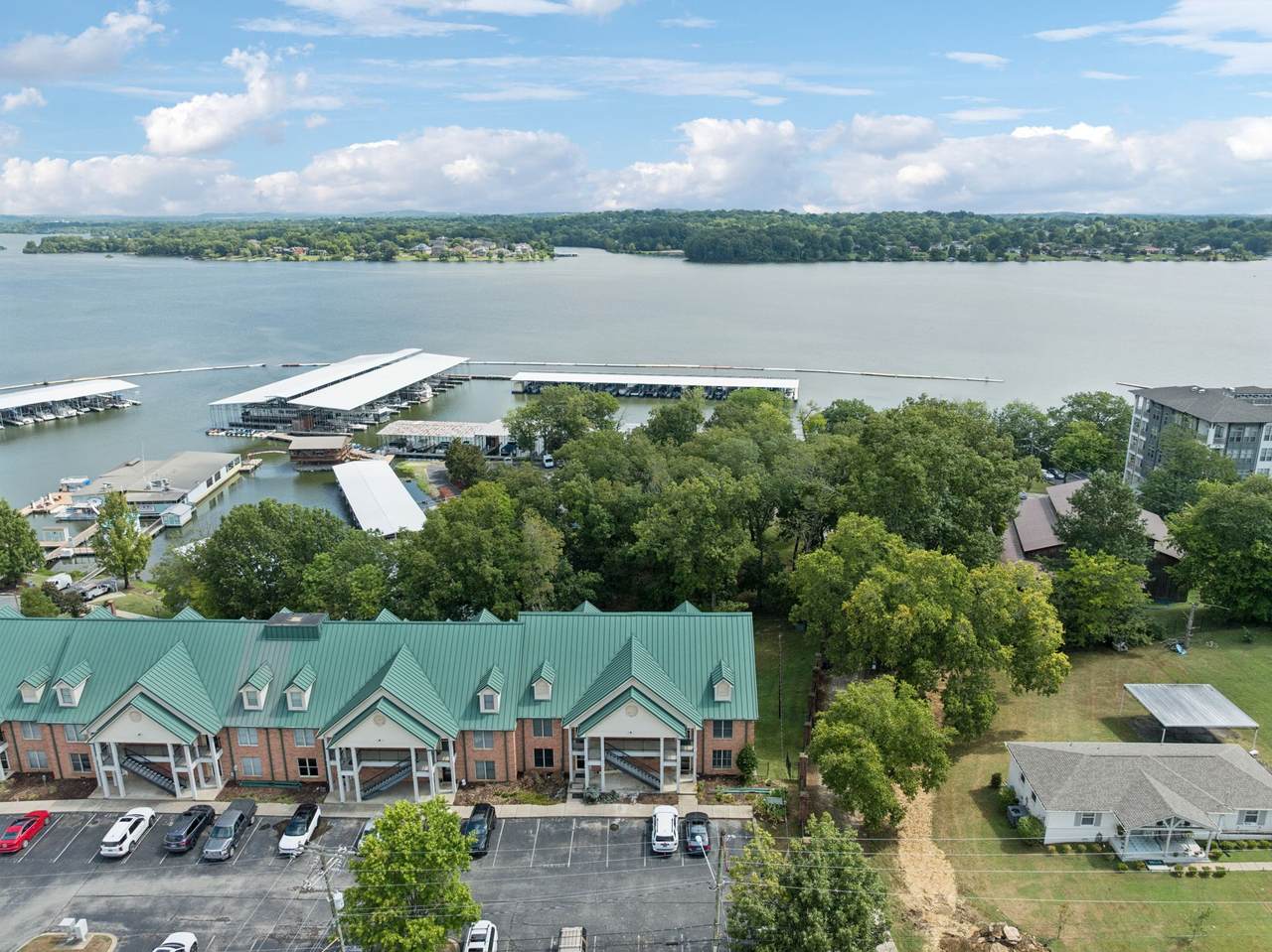 2133 Lakeshore Dr - Photo 1