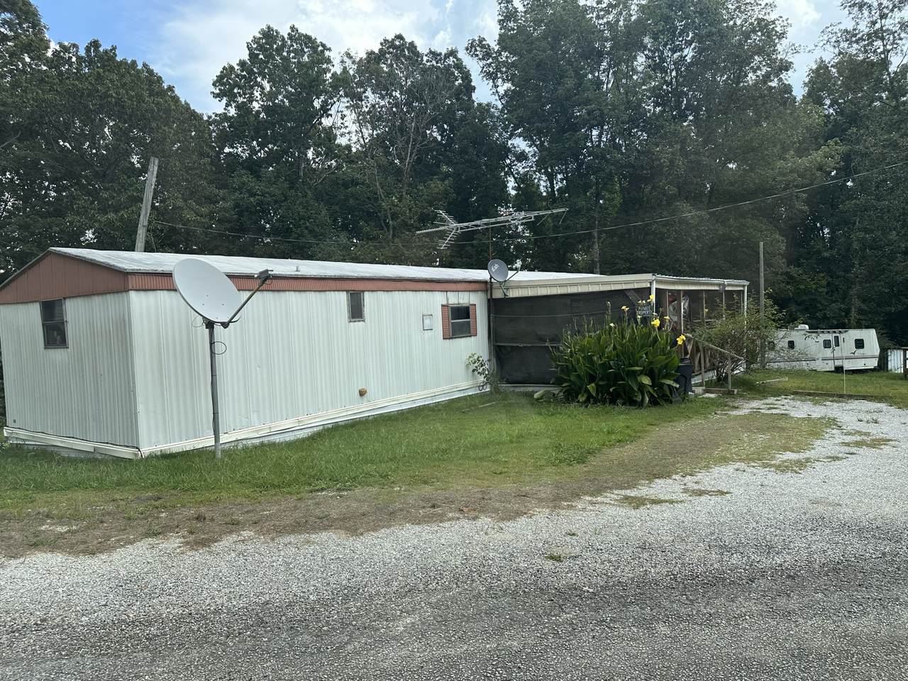 84 Perryville Estate Ln - Photo 1