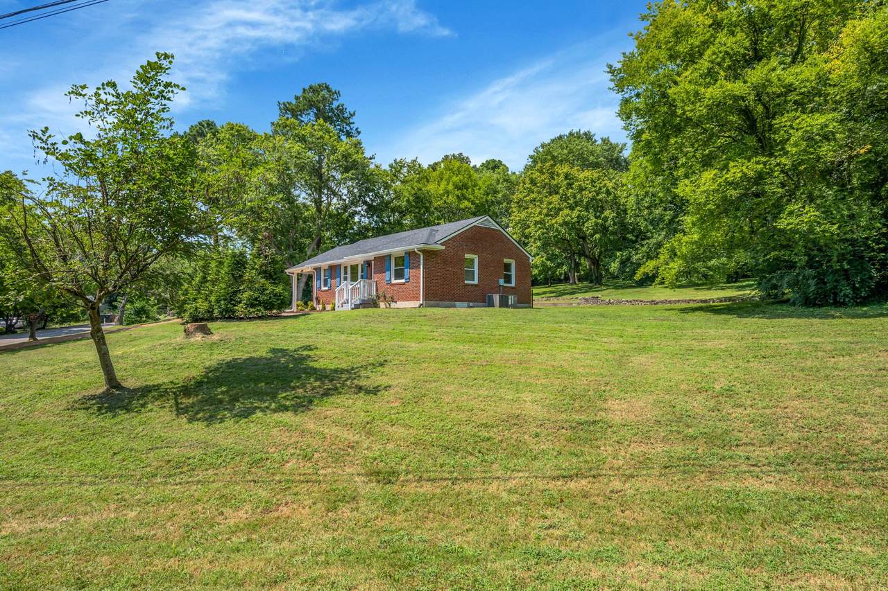 https://bt-photos.global.ssl.fastly.net/nashville/1280_boomver_1_RTC2975853-1.jpg